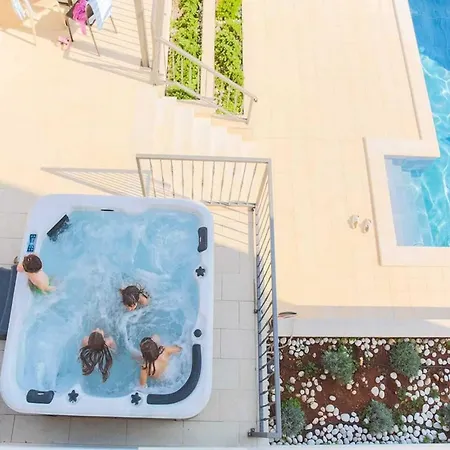 Apartment Lukas - 